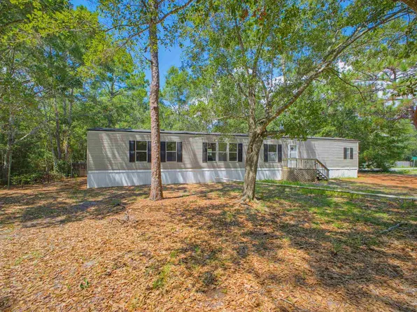 2981 Crittenden Dr, Navarre, FL 32566