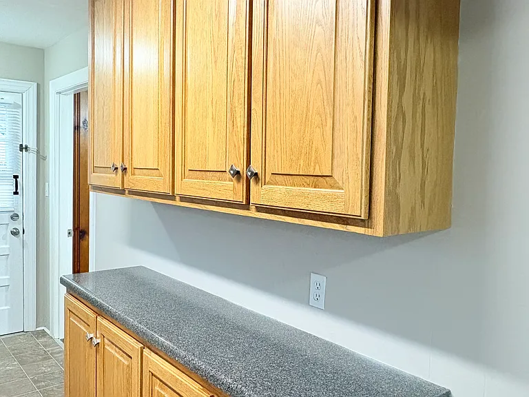 1405 Kenton St — Photo 4