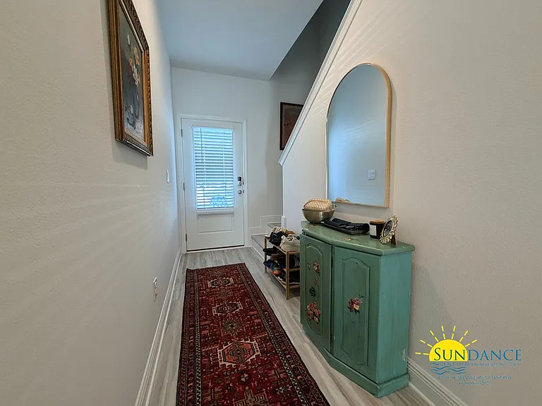 64 Phoenix St — Photo 8