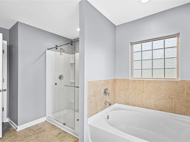 407 Aviary Ln — Photo 63