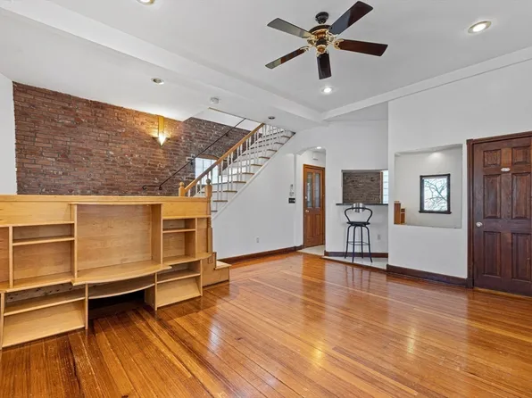 70 York St, Cambridge, MA 02141