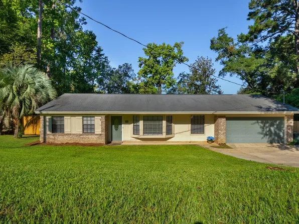 890 Richardson Rd, Tallahassee, FL 32301