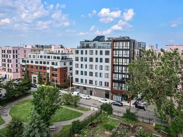 30 Penniman Rd #704, Allston, MA 02134