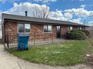 7106 Lunceford Dr, Huber Heights, OH 45424