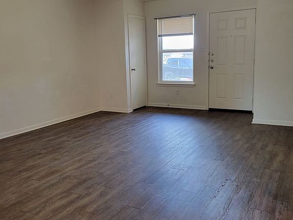2nd image of 1202 Leah Dr