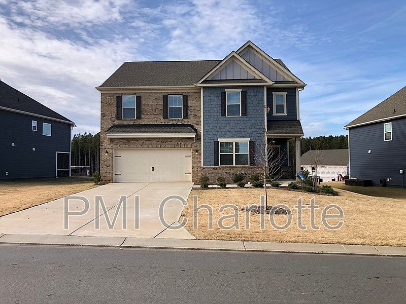 1st image of 174 Falls Cove Dr