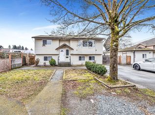 6848 135th St, Surrey, BC V3W4W6