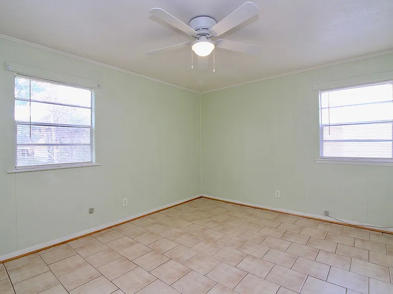 5113 Morris Ave — Photo 10