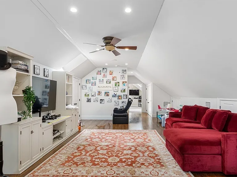 227 Rice Rd — Photo 18