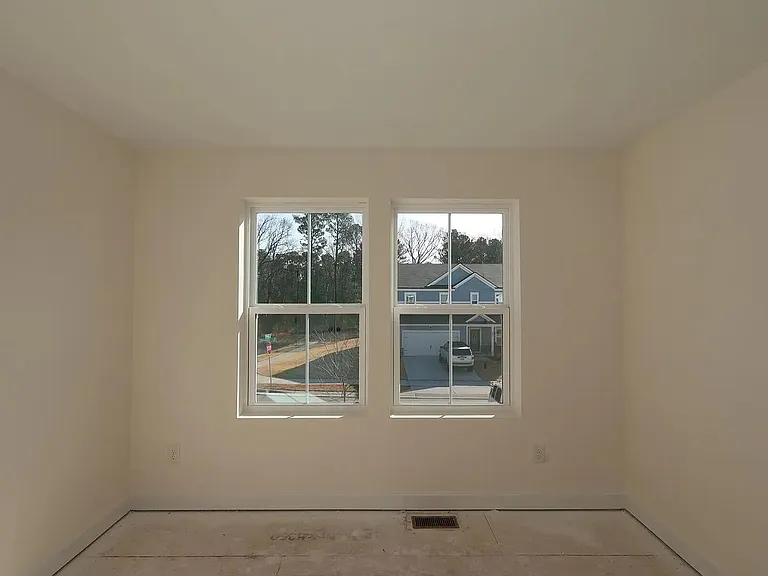 1321 Dimaggio Dr — Photo 2