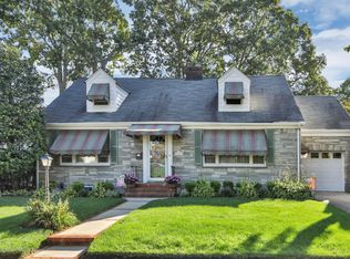 2222 2nd Ave, Spring Lake, NJ 07762