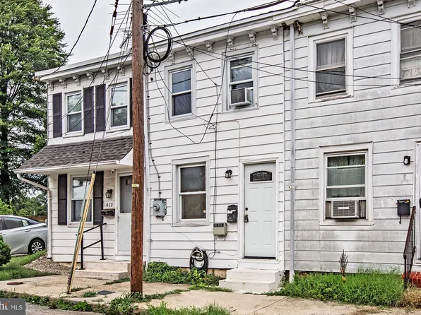 1010 Clayton St, New Castle, DE 19720