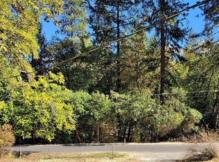 820 S 3rd St, Jacksonville, OR