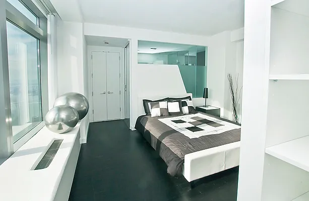 Rented by NOVO | media 50