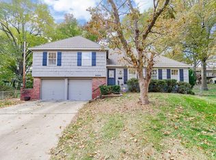 8524 W 88th Ter, Overland Park, KS 66212