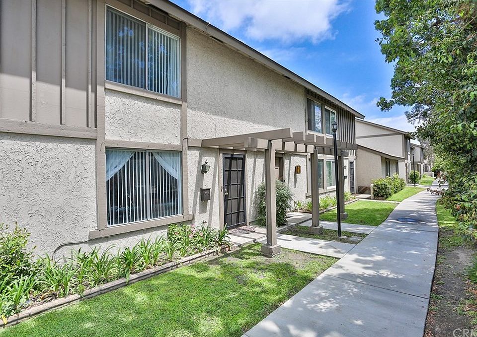 2nd image of 11071 Lambert Way