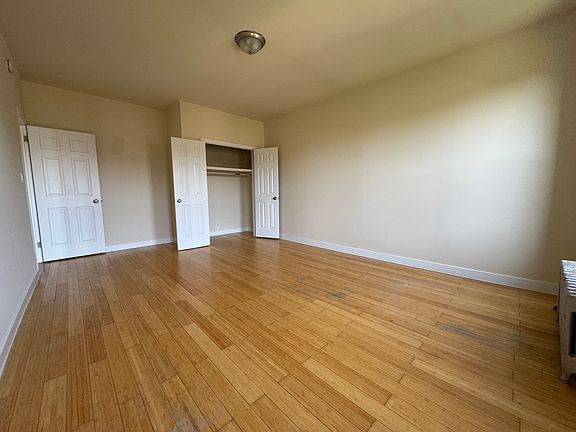 3rd image of 11880 Metropolitan Ave APT 6F
