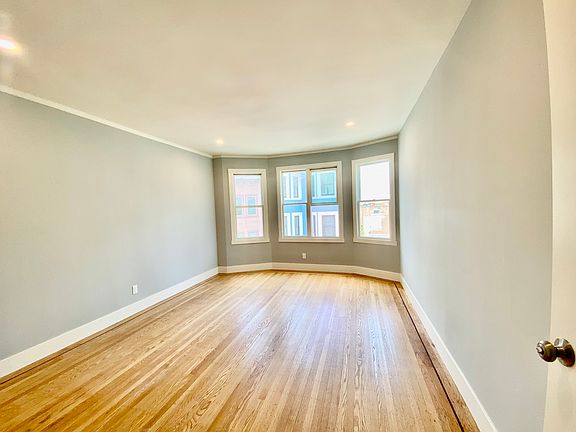 3rd image of 66 Albion St APT 3