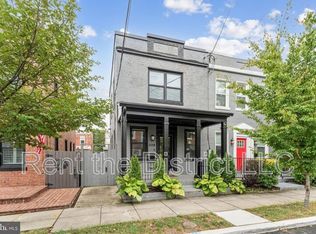 608 Roxboro Pl NW, Washington, DC 20011