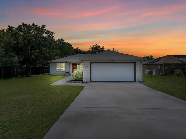 804 Mcneil St, Burnet, TX 78611