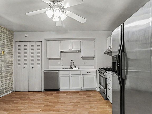 2nd image of 404 Sable Dr