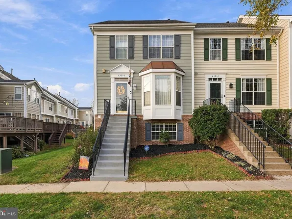 43210 Center St, Chantilly, VA 20152