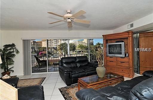 5th image of 945 Benjamin Franklin Dr APT 3