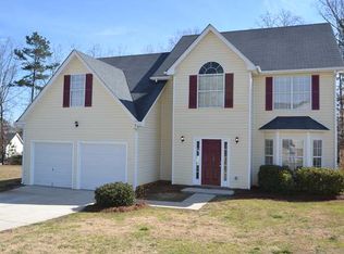 7135 Mahogany Dr, Fairburn, GA 30213