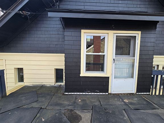 2nd image of 5725 Verona Rd #2