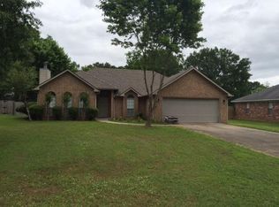 1040 Crosspoint Rd, Conway, AR 72034