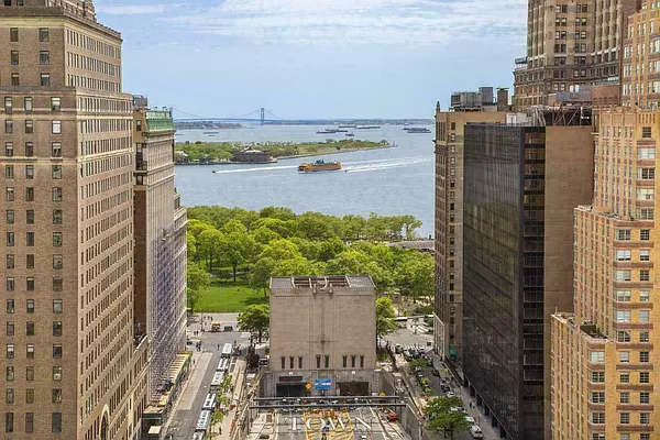 Rented by Realmart Realty LLC | media 30