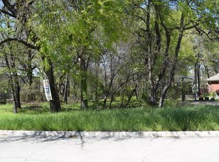 101 Ty Ln, Azle, TX 76020