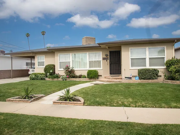 14817 S Catalina Ave, Gardena, CA 90247