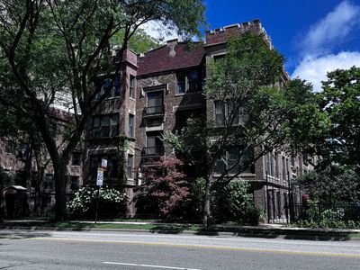 6249 N Sheridan Rd APT 5, Chicago, IL, 60660