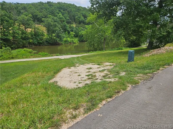 Nautica Rd, Camdenton, MO 65020