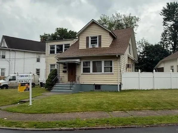 23 Trimble Ave, Clifton, NJ 07011