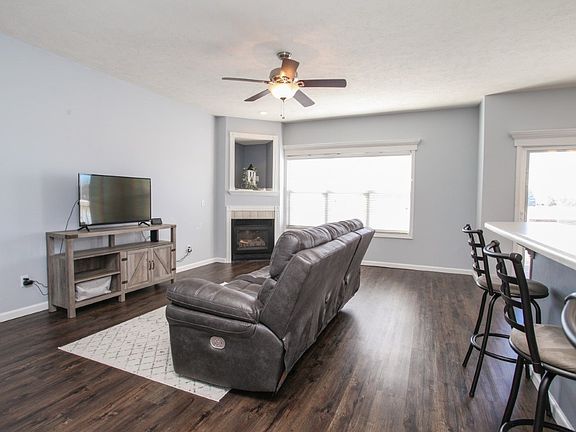 3rd image of 3509 Wilder Dr