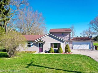 857 E Olson Rd, Midland, MI 48640