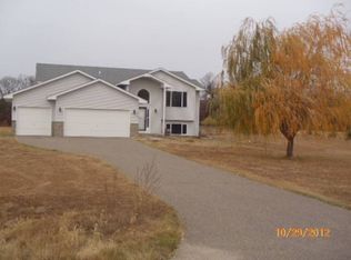 28585 147th St NW, Zimmerman, MN 55398