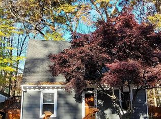102 Slate Pl, Charlottesville, VA 22902