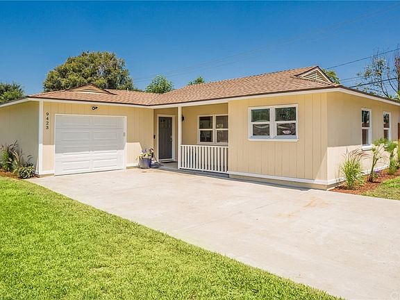 4th image of 9423 Badminton Ave