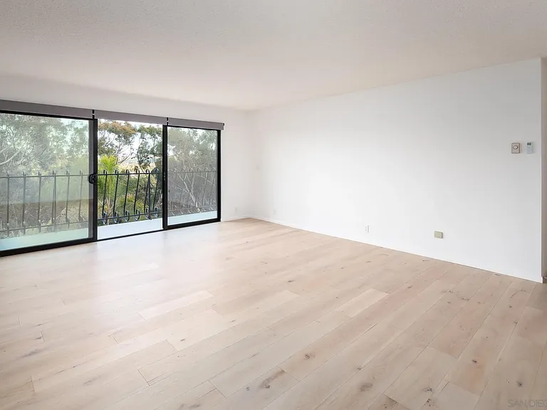 5406 Las Palomas — Photo 18