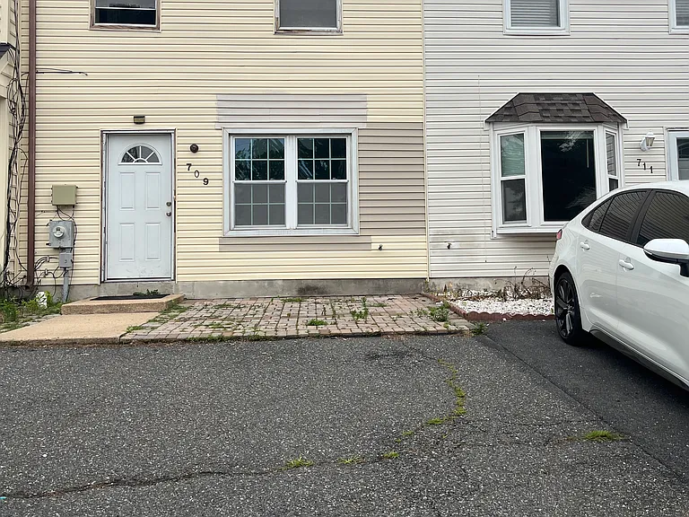 709 Renner Rd — Photo 4