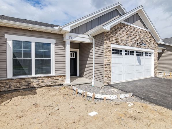 56 Cedarway Cir, Webster, NY 14580