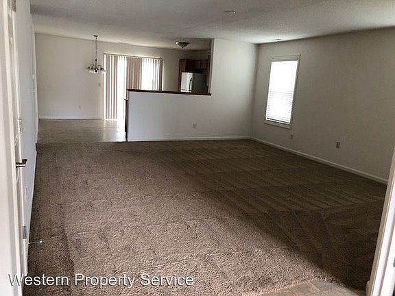 3rd image of 3933 Stanton Hall Pkwy