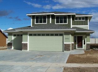 2002 S Sandcrest Dr, Nampa, ID 83686