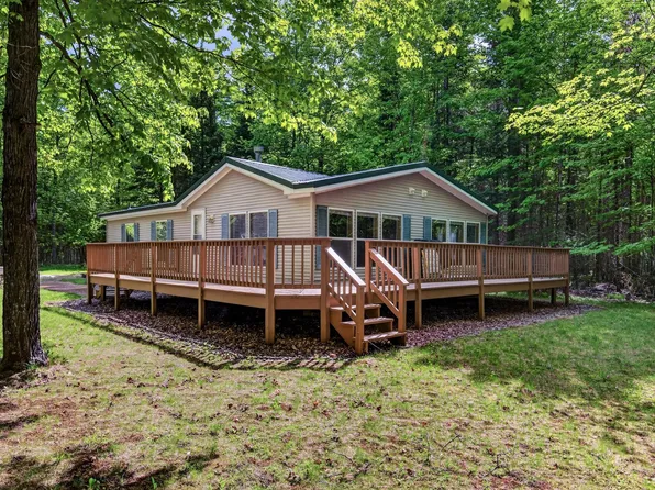 N16379 Cys Dr, Park Falls, WI 54552