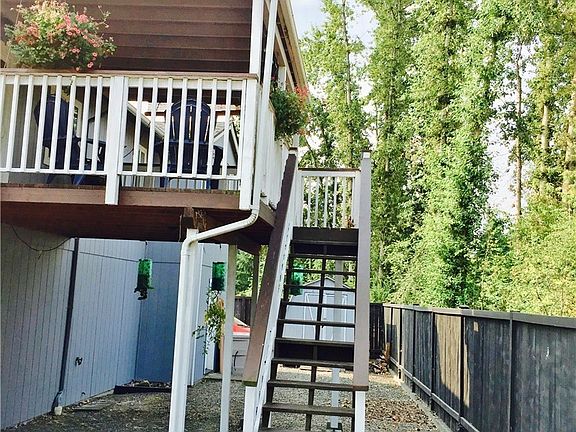 4th image of 10210 14th Avenue Ct E