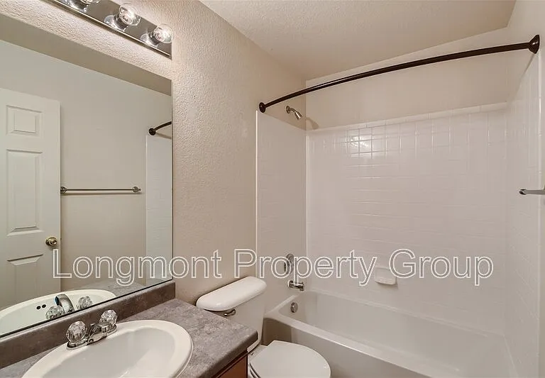 5735 Prairie Cir — Photo 18