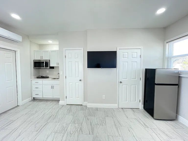 Palmyra Dr — Photo 1